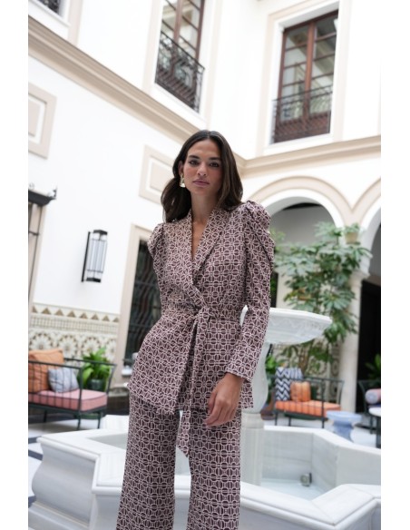 Traje Nova Chocolate